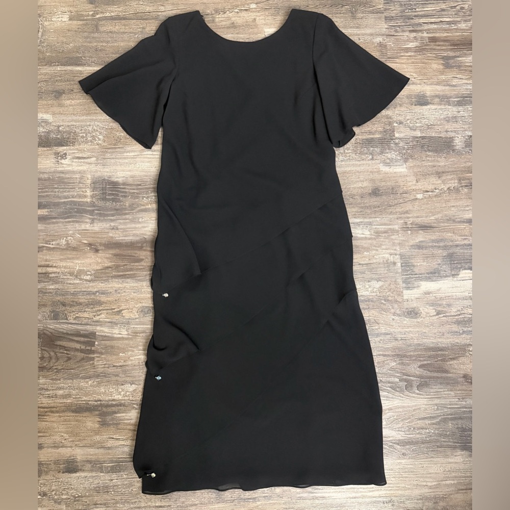 Cattiva Vintage Black Asymmetrical Tiered Short Sleeve V-Back Tea-Length Dress